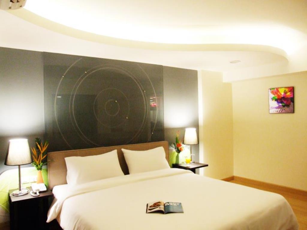 Grand Tower Inn Sathorn Hotel Bangkok Luaran gambar