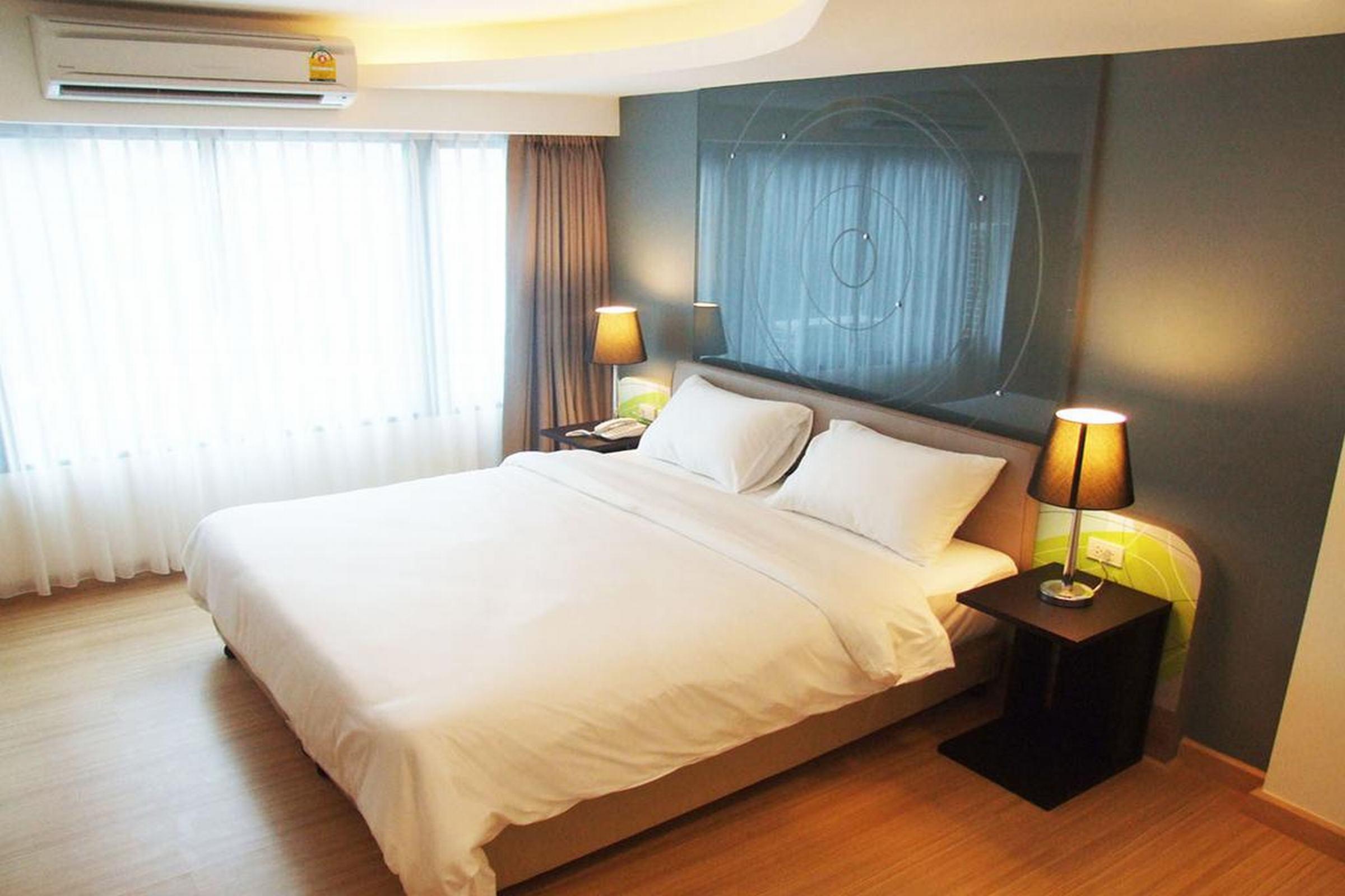 Grand Tower Inn Sathorn Hotel - Sha Plus Bangkok Luaran gambar