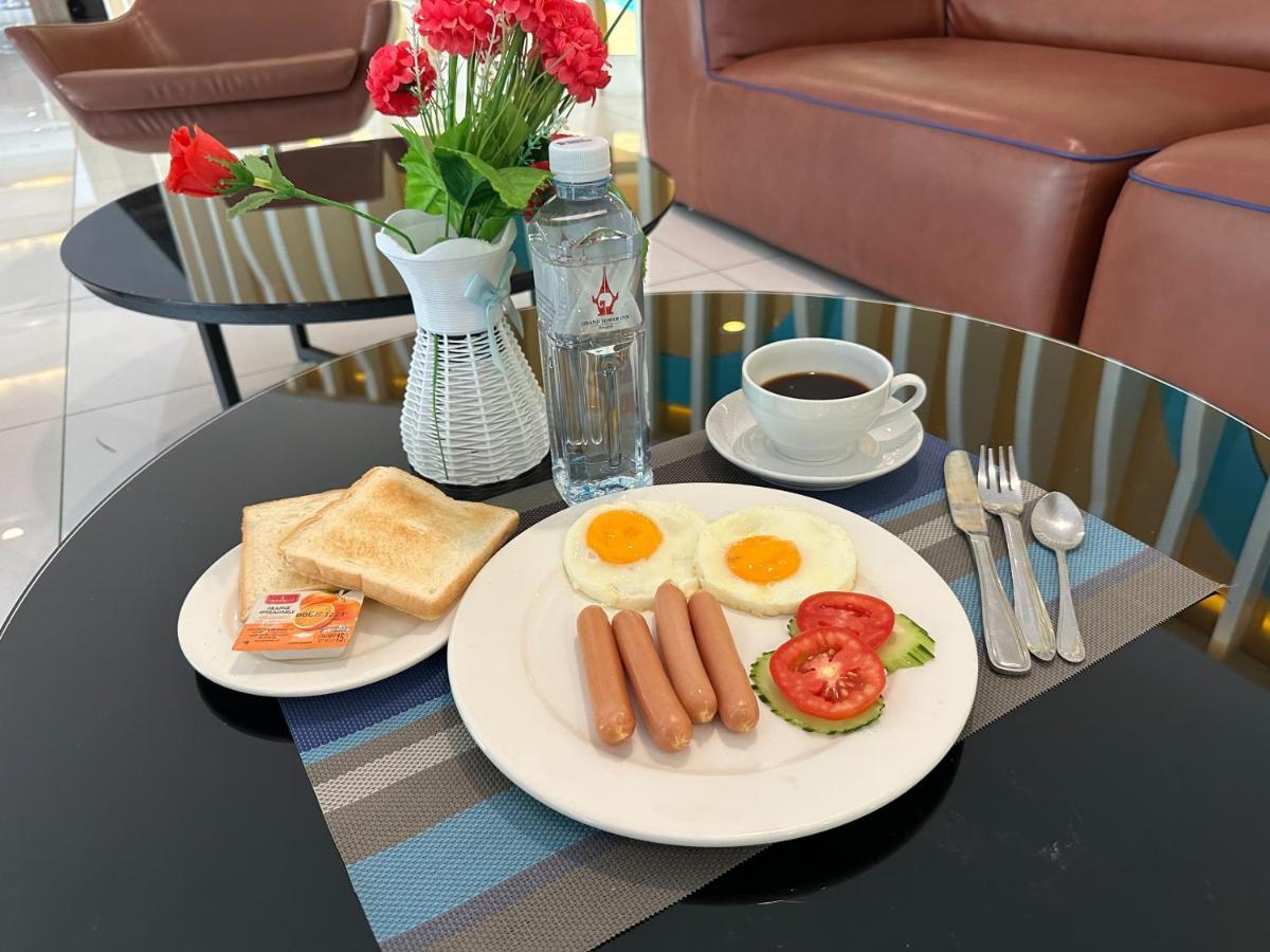 Grand Tower Inn Sathorn Hotel Bangkok Luaran gambar
