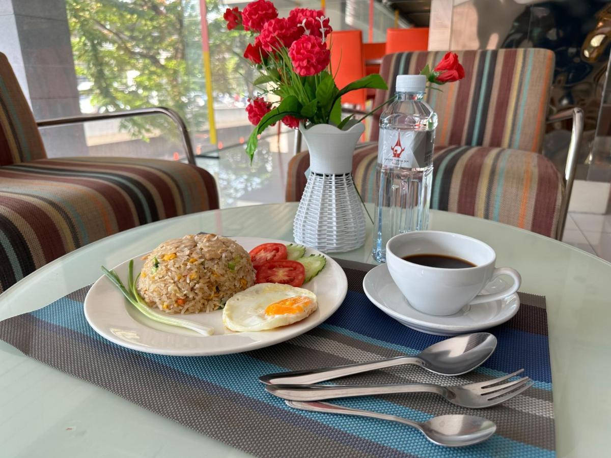 Grand Tower Inn Sathorn Hotel Bangkok Luaran gambar