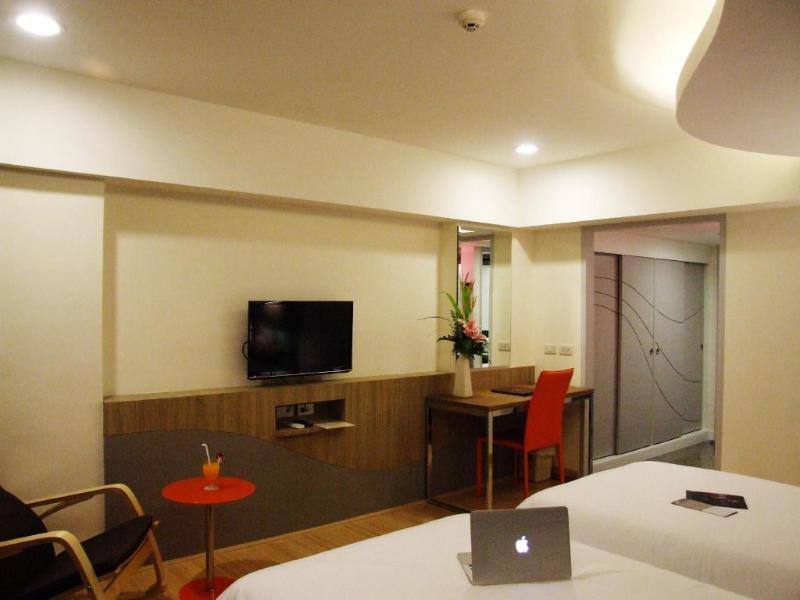 Grand Tower Inn Sathorn Hotel - Sha Plus Bangkok Luaran gambar